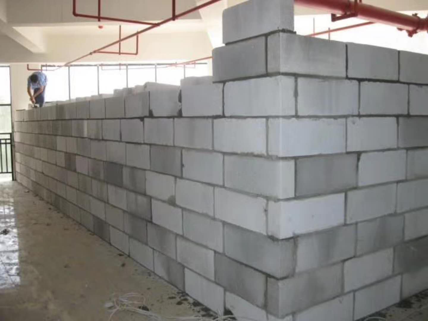 高青蒸压加气混凝土砌块承重墙静力和抗震性能的研究